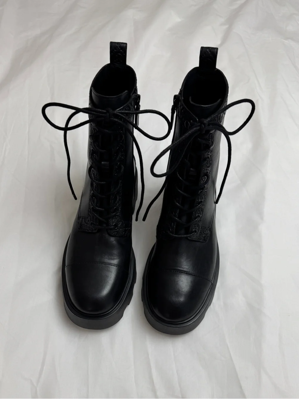 Tory Burch Chunky Black Lug Sole Combat Boots Leather Platform Ankle Boots US 10
